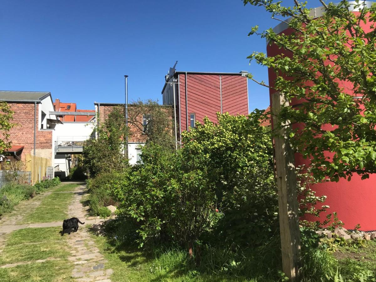 Das Alte Kino In Barth - Das Gartenhaus Экстерьер фото